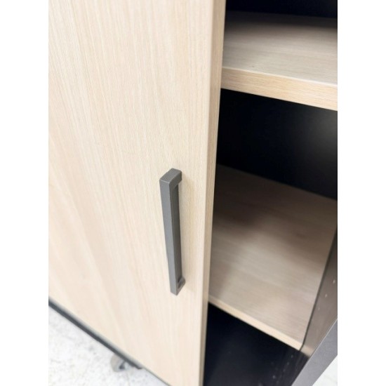 tweedehands - gebruikt - refurbished Palmberg Prisma 2 sliding door cabinet, 120 cm, anthracite, in good condition Sliding door cabinet