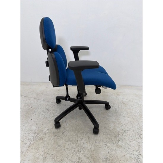tweedehands gebruikt refurbished Thuiswerk bureaustoel Rohde Grahl Duo bureaustoel blauw met hoofdsteun tweedehands - gebruikt - refurbished Rohde Grahl Duo bureaustoel blauw met hoofdsteun Thuiswerk bureaustoel