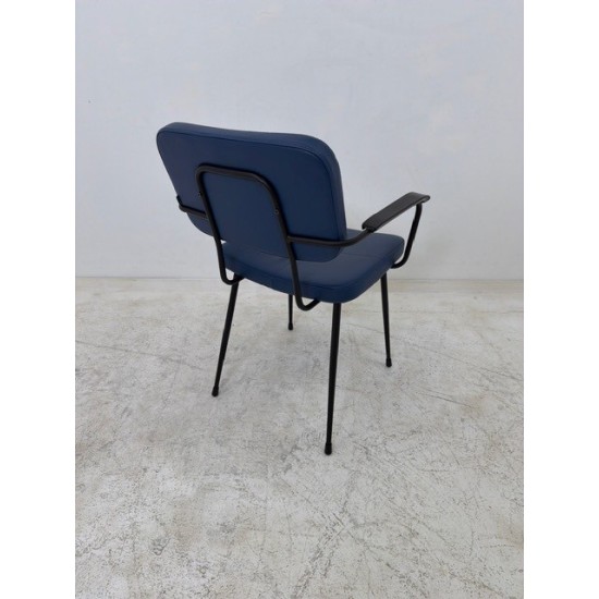tweedehands gebruikt refurbished 4-poot stoelen Satelliet Gerlin SC stoel schoolstoel eetkamerstoel met armleuningen blauw tweedehands - gebruikt - refurbished Satelliet Gerlin SC stoel schoolstoel eetkamerstoel met armleuningen blauw 4-poot stoelen