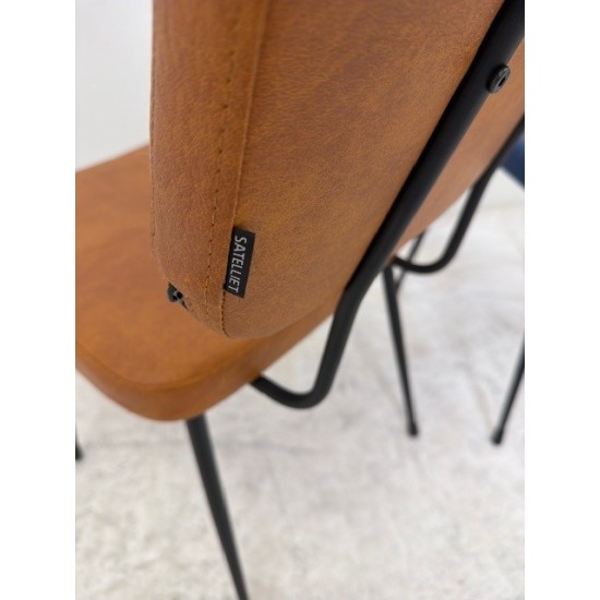 tweedehands gebruikt refurbished 4-poot stoelen Satelliet Gerlin SC stoel schoolstoel eetkamerstoel blauw cognac tweedehands - gebruikt - refurbished Satelliet Gerlin SC stoel schoolstoel eetkamerstoel blauw cognac 4-poot stoelen