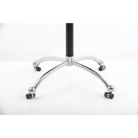 tweedehands - gebruikt - refurbished Thonet Verrijdbaar Bijzettafeltje Bijzettafel