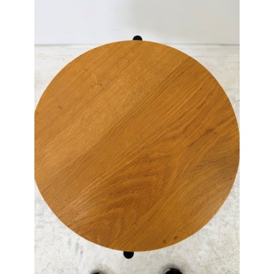 tweedehands - gebruikt - refurbished VERS design kruk of koffietafel - massief eiken - grote partij Bijzettafel
