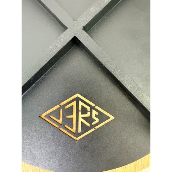 tweedehands - gebruikt - refurbished VERS design kruk of koffietafel - massief eiken - grote partij Bijzettafel