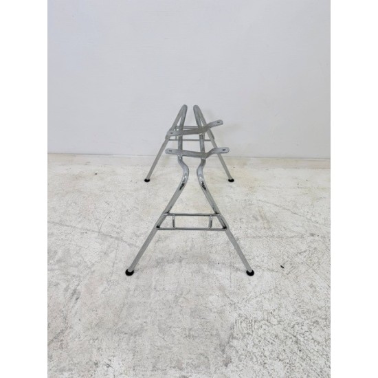 tweedehands - gebruikt - refurbished Vitra Eames DSS-N Original Base Plastic Side Chair, Chrome Bucket seat chairs