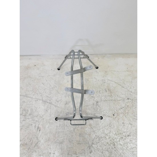 tweedehands - gebruikt - refurbished Vitra Eames DSS-N Original Base Plastic Side Chair, Chrome Bucket seat chairs