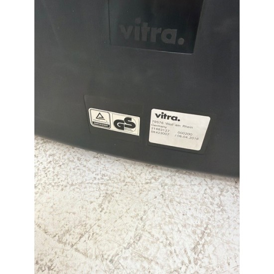 tweedehands - gebruikt - refurbished Vitra Softshell kuipstoel luxe bruin leder alu gepolijst Kuipstoelen