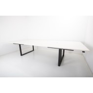Vitra Tyde Electrically adjustable conference table