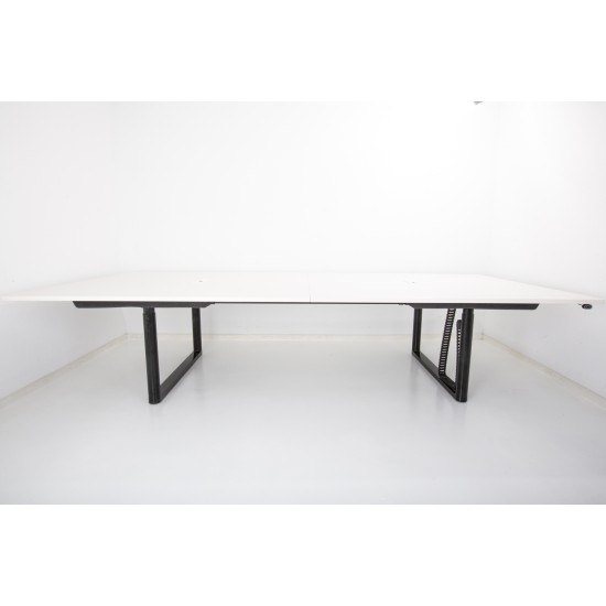 gebruikte Vitra Tyde Electrisch verstelbare vergadertafel tweedehands Duo werkplekken en benches