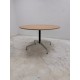tweedehands gebruikt refurbished Eetkamertafel Vitra Eames Segmented Dining Table Rond 120/130 tweedehands - gebruikt - refurbished Vitra Eames Segmented Dining Table Rond 120/130 Eetkamertafel