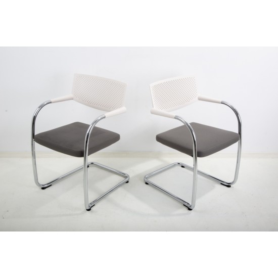 tweedehands - gebruikt - refurbished Vitra VisaVis Sledestoel Chrome stapelbaar Vergaderstoelen
