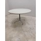 tweedehands gebruikt refurbished Eetkamertafel Vitra Eames Contract table 100 cm rond refurbished tweedehands - gebruikt - refurbished Vitra Eames Contract table 100 cm rond refurbished Eetkamertafel
