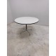 tweedehands gebruikt refurbished Eetkamertafel Vitra Eames Contract table 100 cm rond refurbished tweedehands - gebruikt - refurbished Vitra Eames Contract table 100 cm rond refurbished Eetkamertafel