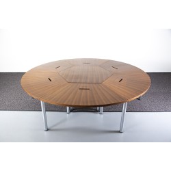 Wilkhahn Palette 640 Conference Table