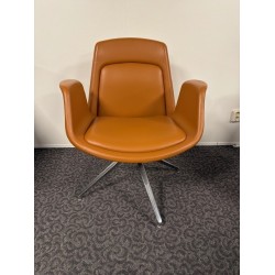 Wize Office Nordic directie- en bezoekersstoel cognac leer showroommodel