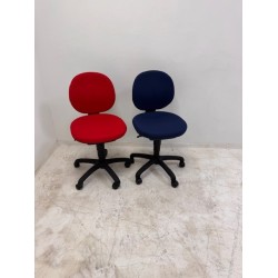 Euroseat Brussel thuiswerk bureaustoel rood en blauw lage rug