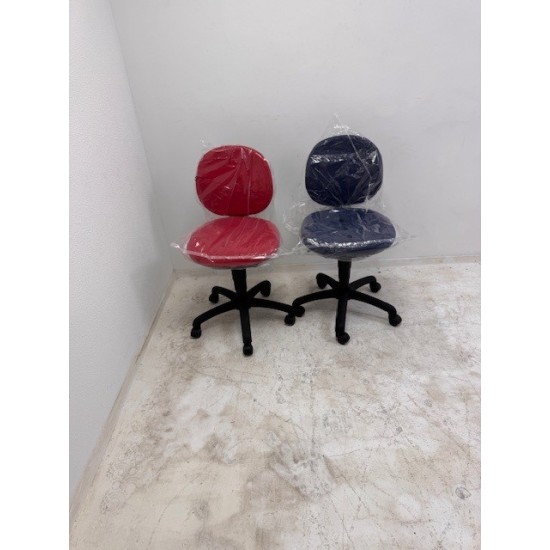 tweedehands - gebruikt - refurbished Wize Sale thuiswerk bureaustoel rood en donkerblauw zonder armleuningen Design bureaustoel