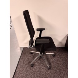 Wize Toronto/Ontario NPR office chair black polished showroom model