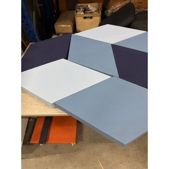 tweedehands - gebruikt - refurbished Zilenzio Fazett acoustic wall panels, diamond pattern blue showroom model Floor screen