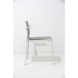  Ahrend 360 4-leg chair with armrests