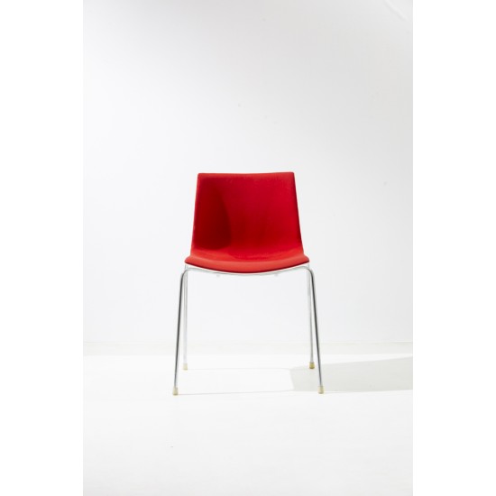 tweedehands - gebruikt - refurbished Arper Catifa 46 4-Poot Stoel Gestoffeerd Kantinestoelen